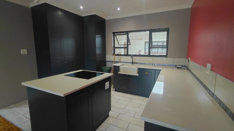 To Let 2 Bedroom Property for Rent in Cambridge Eastern Cape